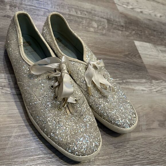Women’s Size 9.5 - Picture 1 of 10